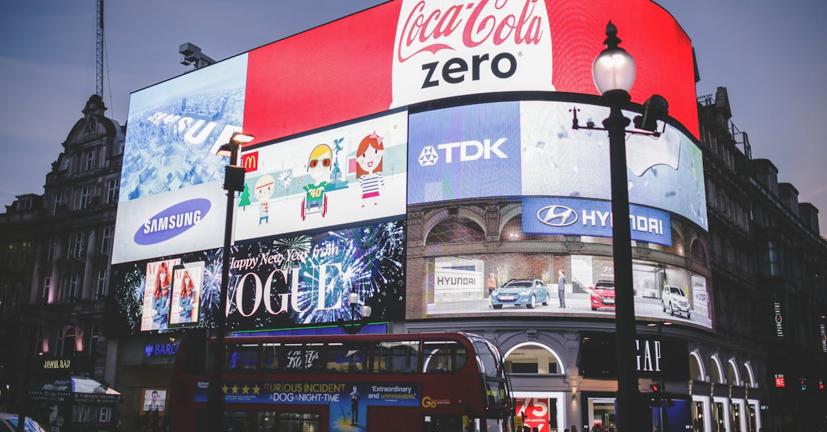 Customising Double-sided Feather Banners for Brand Promotion